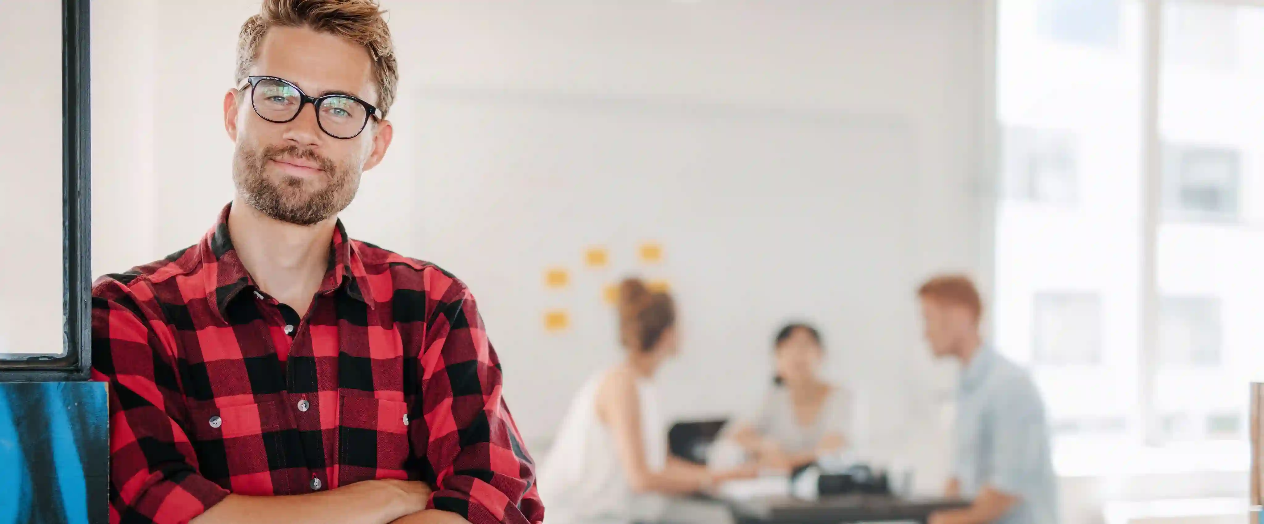 Daily Meetings - Why They're Essential For Team Cohesion.webp