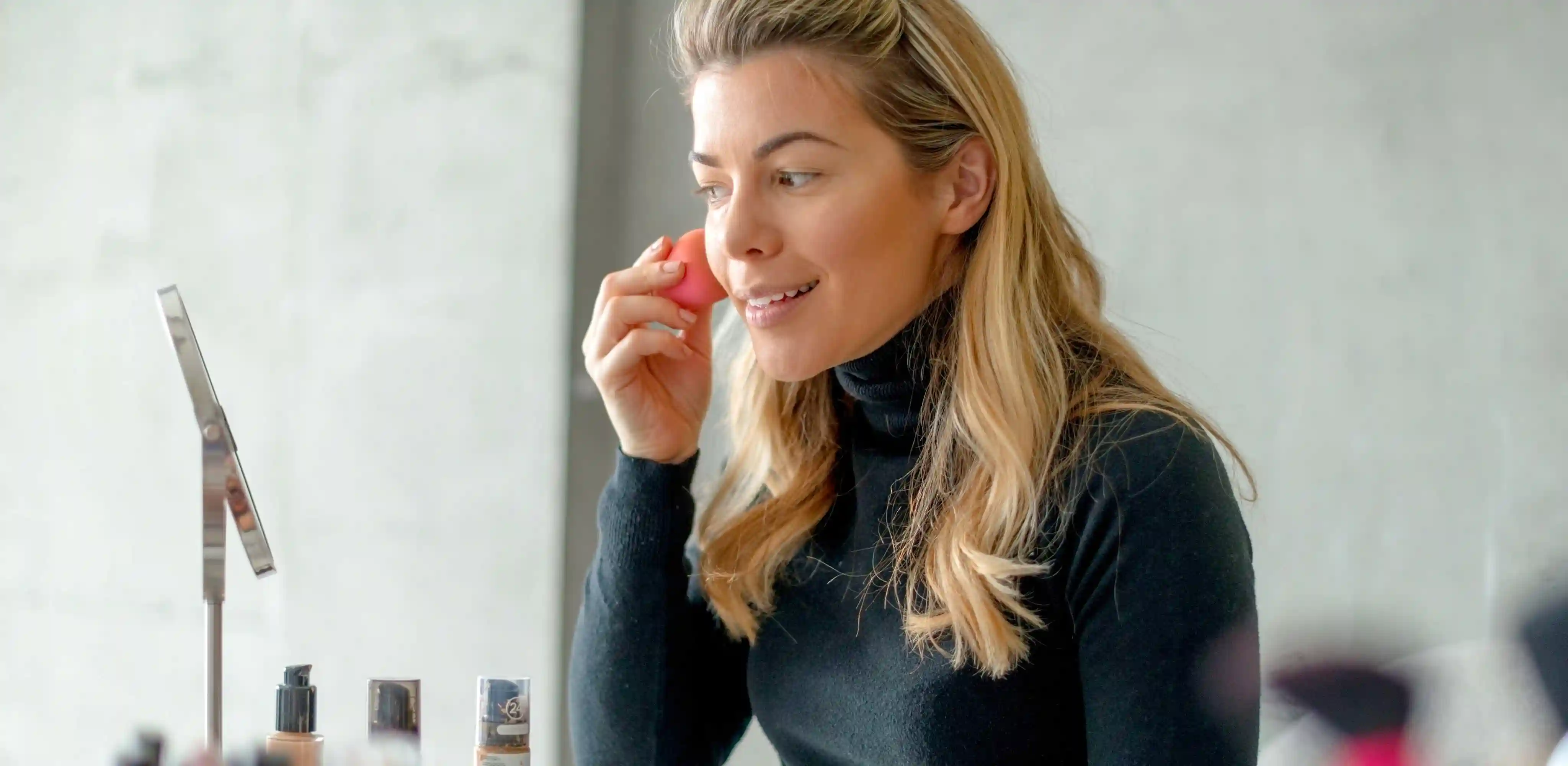 5 Professional Makeup Artist Tips for Clients With Eczema.webp
